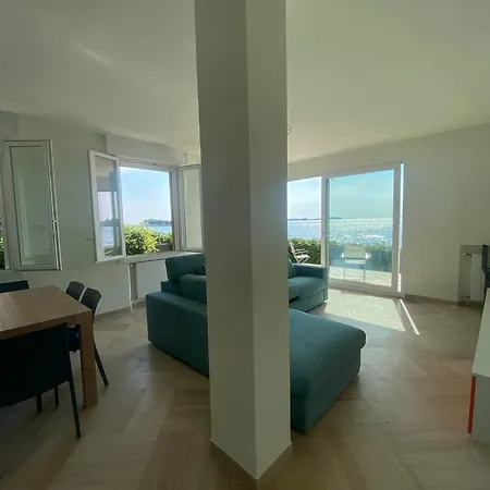 Apartment Laguna *